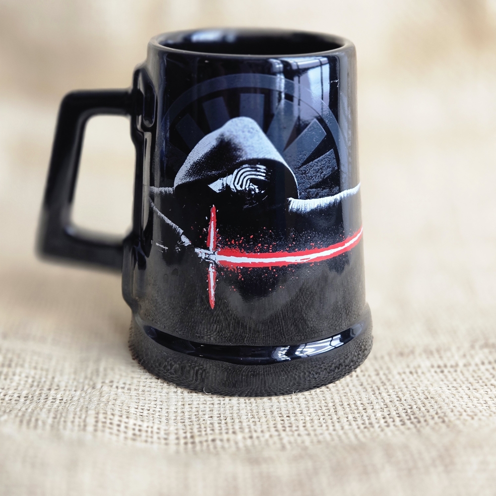 Kylo Ren Star Wars Black Mug 16 Oz - Picture 2 of 4